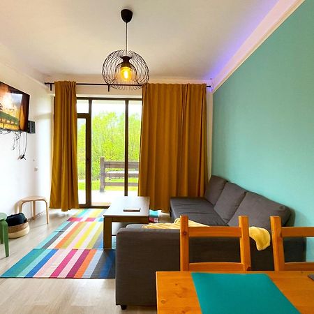 Cozy Riverfront Apartments With Garden And Mountain View Buşteni Eksteriør bilde